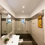 Eleni * Hriszí Aktí Haniá