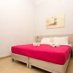 Eleni ハニア