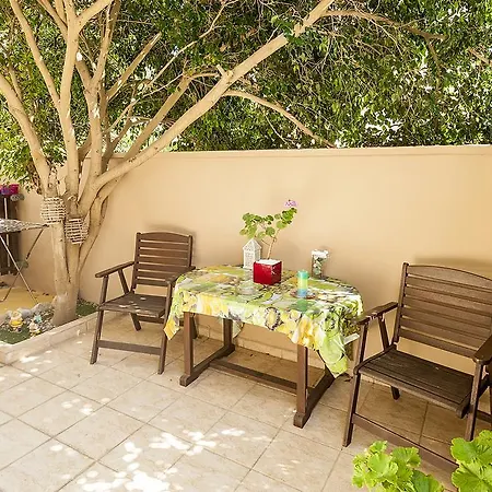 Eleni Apartment